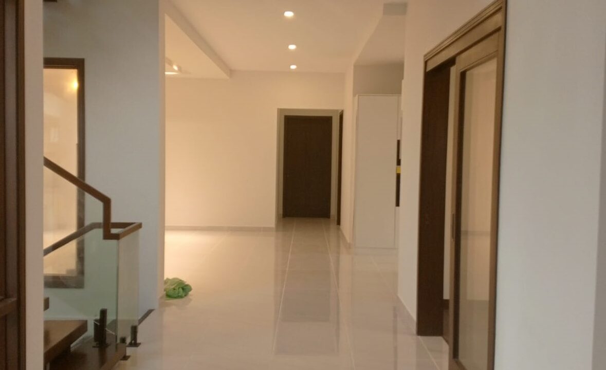 WhatsApp Image 2024-10-13 at 11.52.11 PM